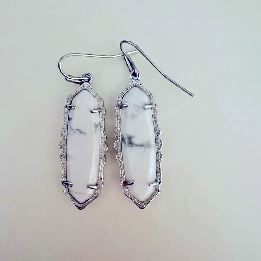 Kendra Scott Howlite Francis earrings